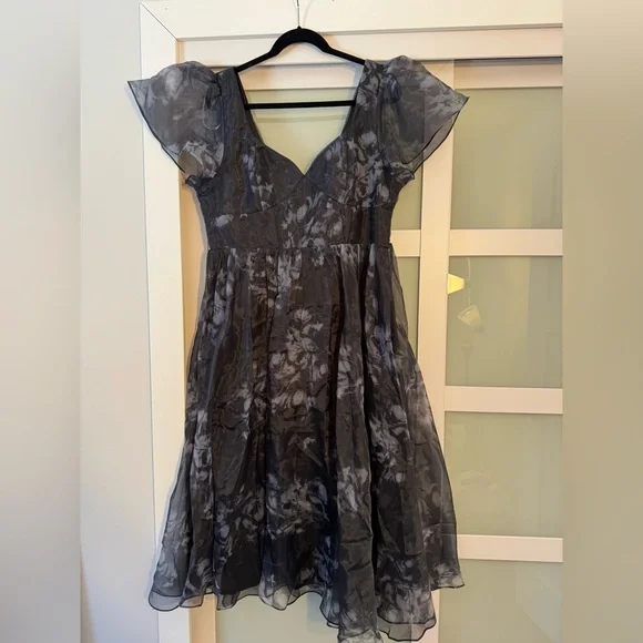Lulu's Black Floral Midi Dress - Picture 2 of 3